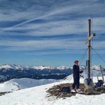 Skiing 2020 with Jay Rosemarie and Sarah